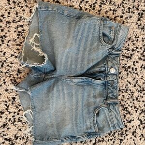 Denim Frayed Hem Women's Shorts - GARAGE